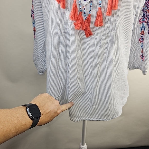 Chico's Peasant Embroidered Petite Blouse with Tassels Size small - Picture 5 of 11